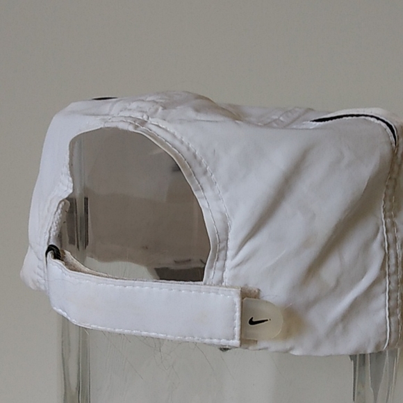 WHITE NIKE BASEBALL CAP - Picture 3 of 6